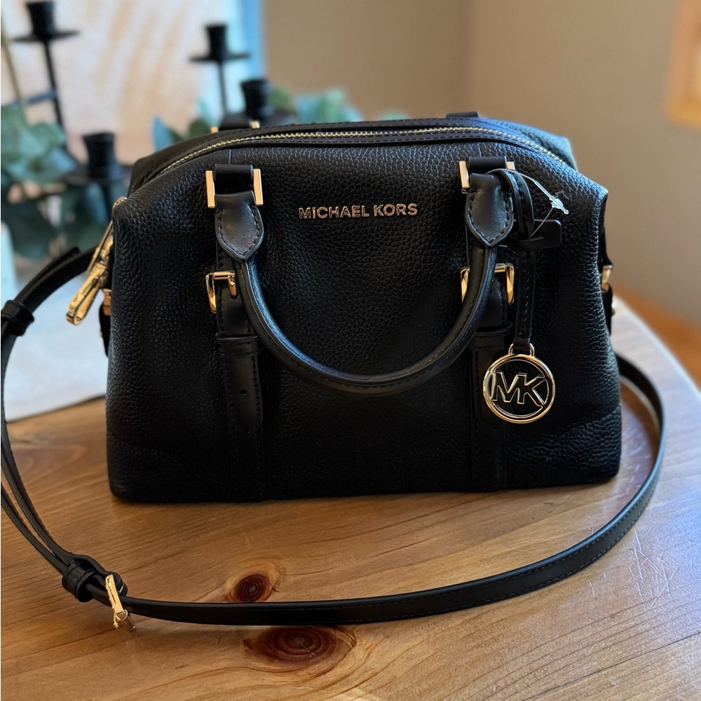 NWT - Michael Kors Ginger SM Duffle Leather Satchel in Black
